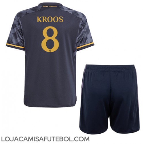 Camisa de Futebol Real Madrid Toni Kroos #8 Equipamento Secundário Infantil 2023-24 Manga Curta (+ Calças curtas)